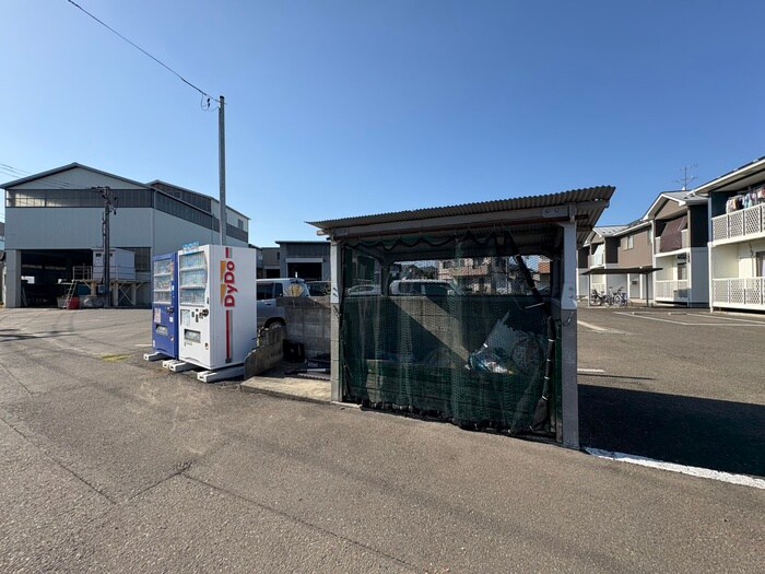 物件外観写真4　(周辺環境)