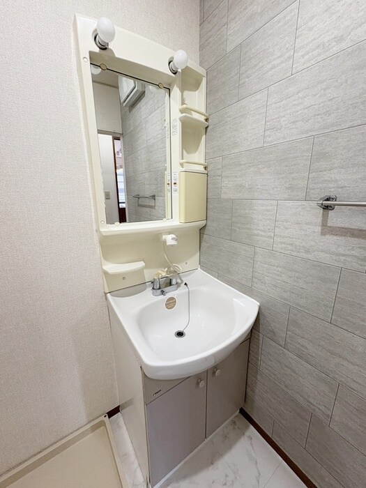 物件内観写真11　(洗面)