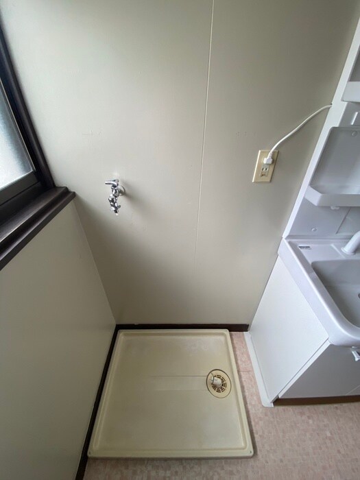 物件内観写真19　(洗濯機置場)