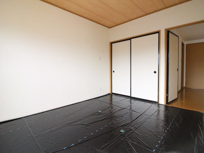 物件内観写真10　(居室)