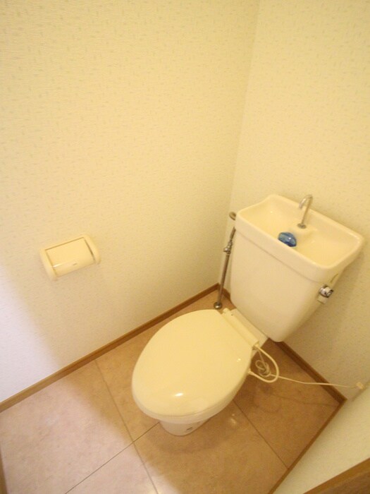 物件内観写真16　(トイレ)