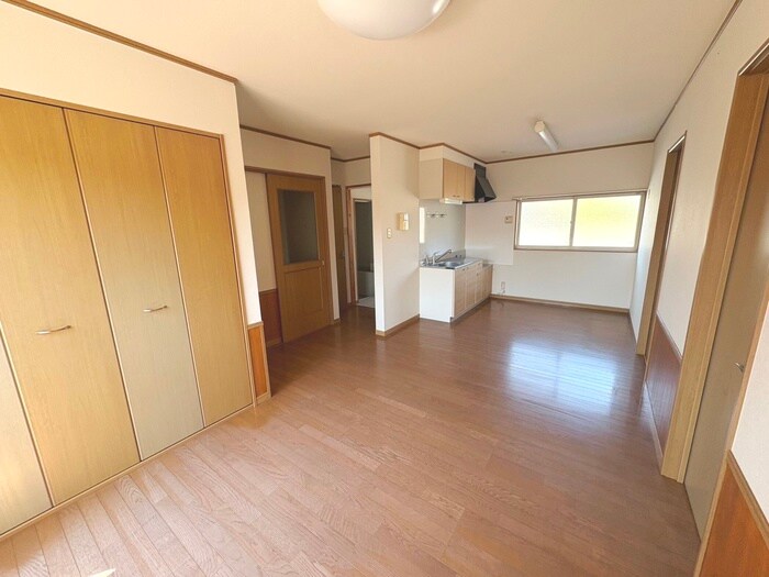 物件内観写真8　(居室)