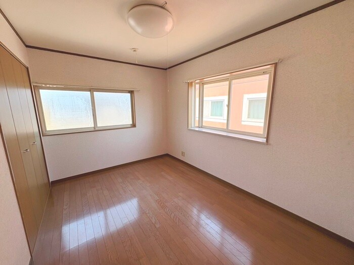 物件内観写真10　(居室)