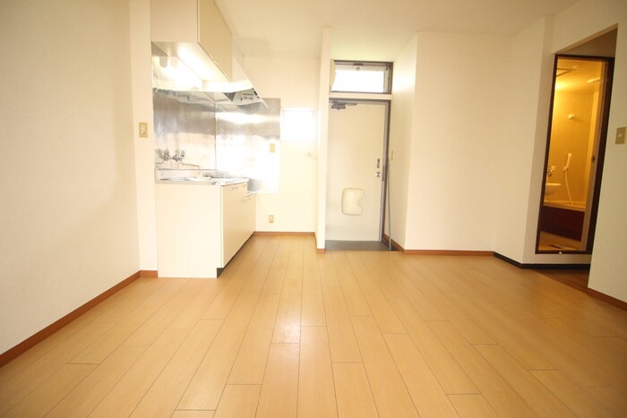 物件内観写真8　(居室)