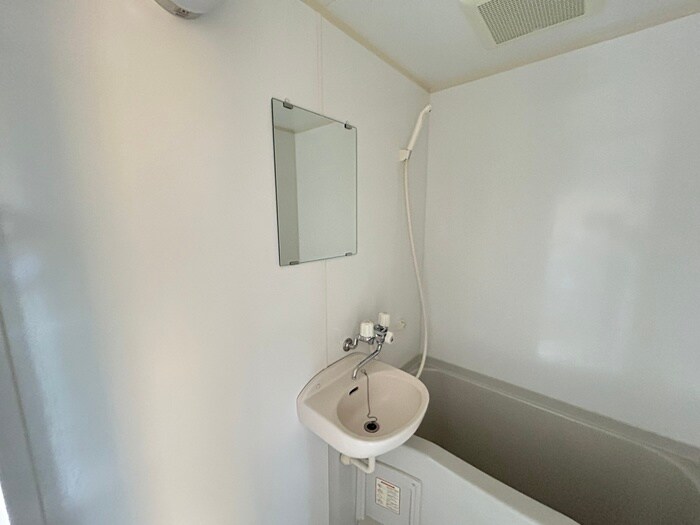 物件内観写真12　(洗面)