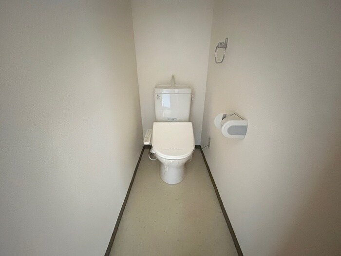物件内観写真13　(トイレ)