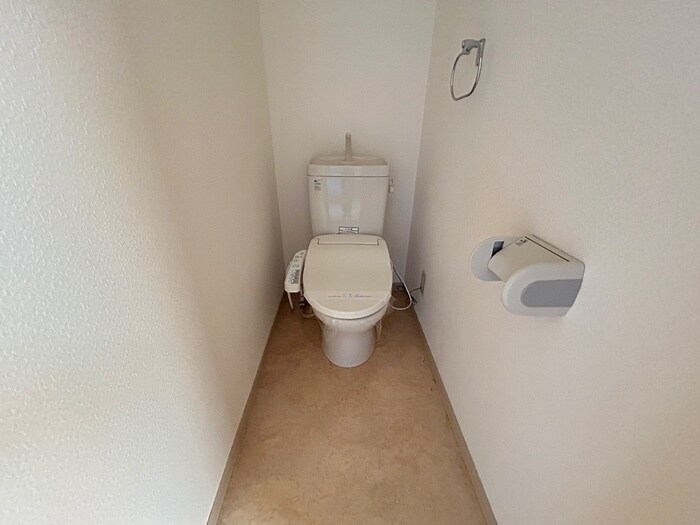 物件内観写真13　(トイレ)