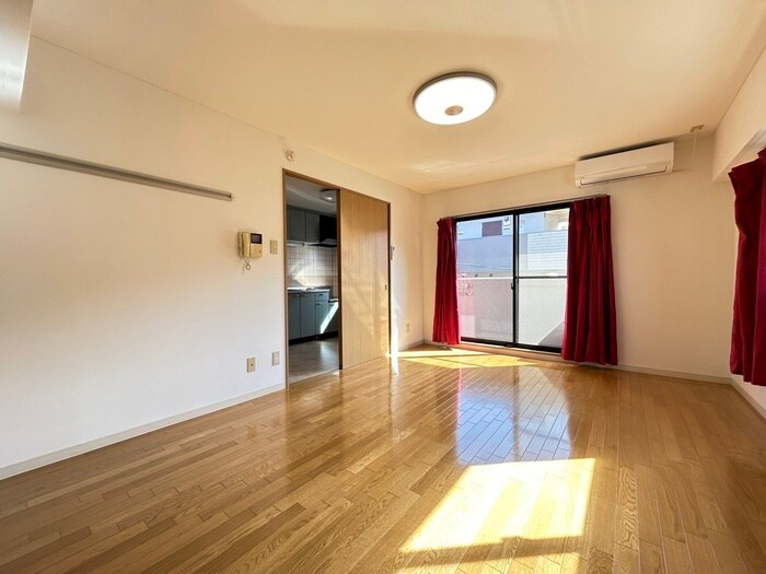 物件内観写真17　(居室)