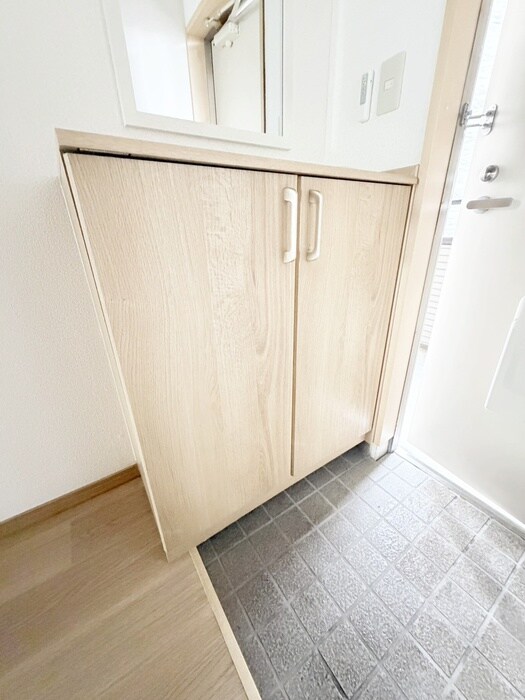 物件内観写真19　(靴箱)