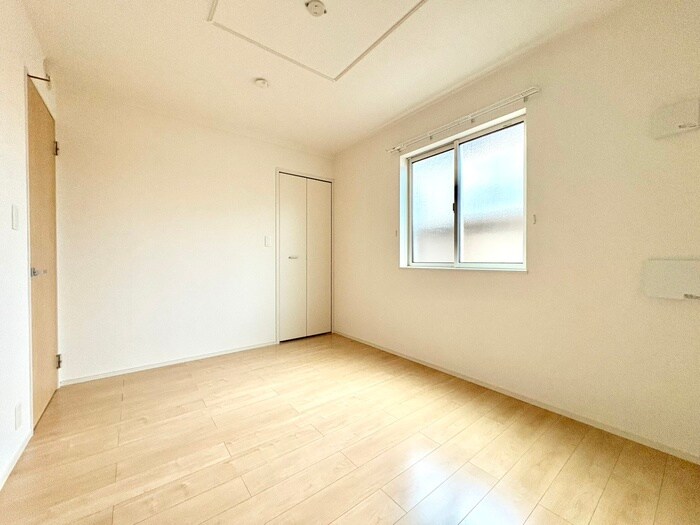 物件内観写真6　(居室)