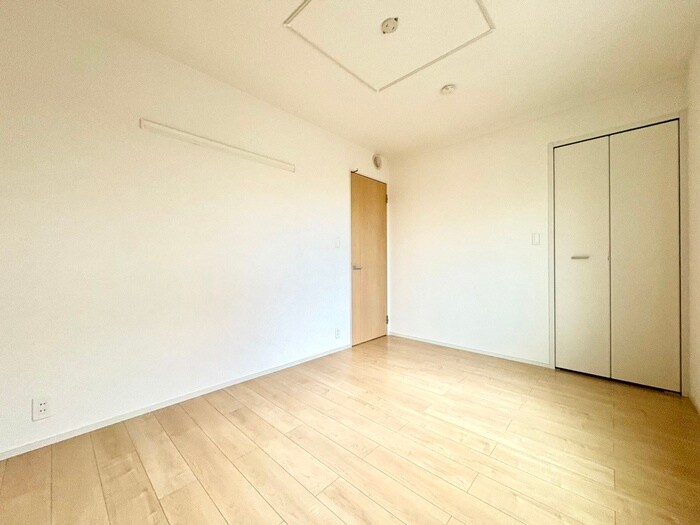 物件内観写真7　(居室)