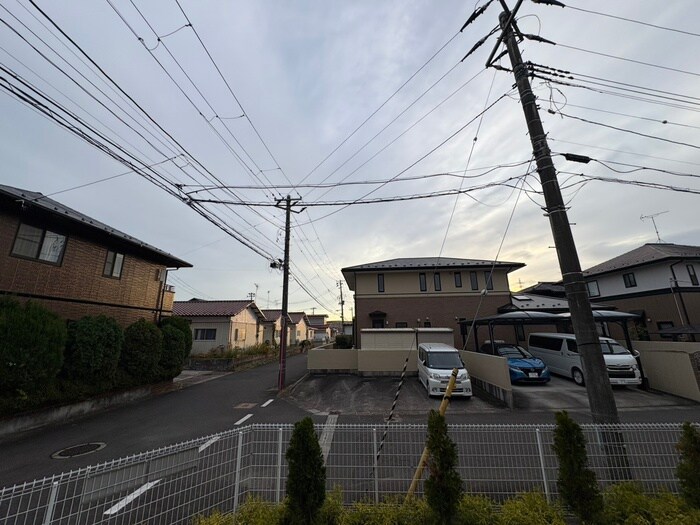 物件内観写真18　(室内からの展望)