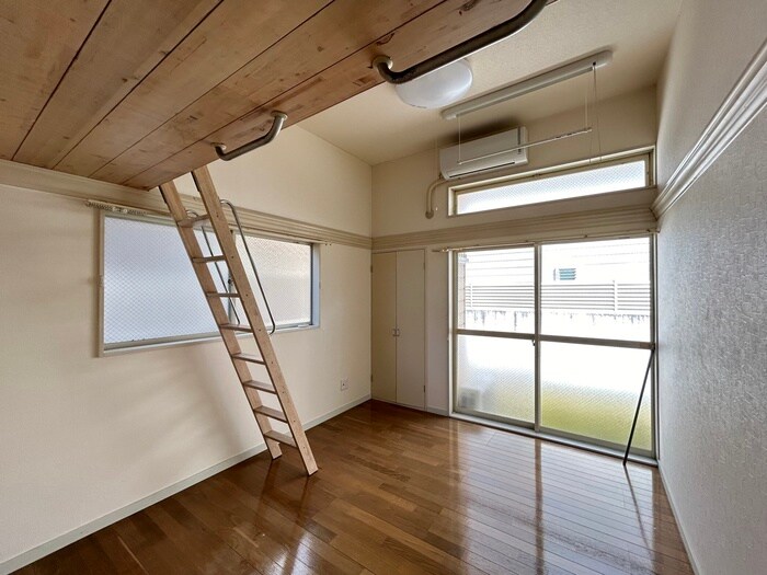 物件内観写真8　(居室)