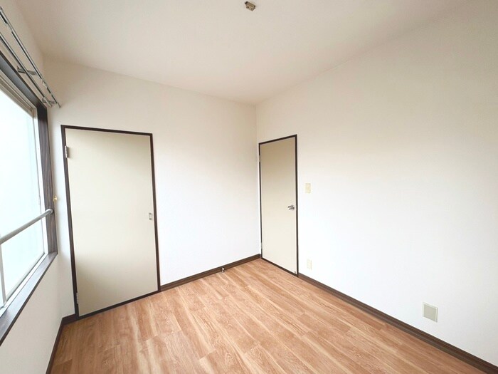 物件内観写真17　(居室)