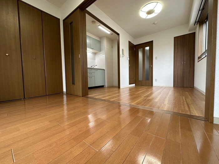 物件内観写真9　(居室)