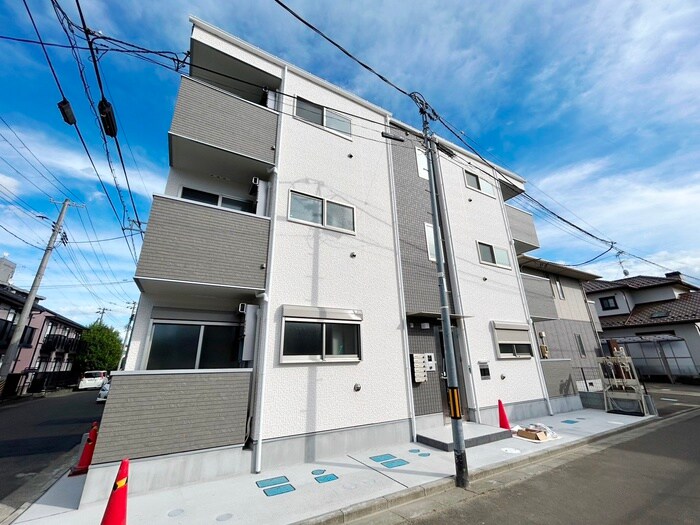 物件外観写真2　(外観写真)