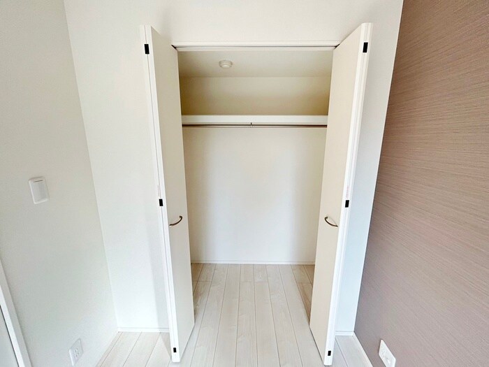 物件内観写真16　(収納)