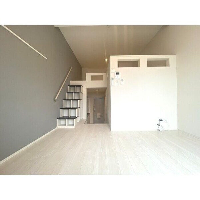 物件内観写真2　(居室)