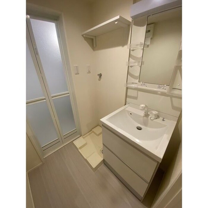 物件内観写真5　(洗面)