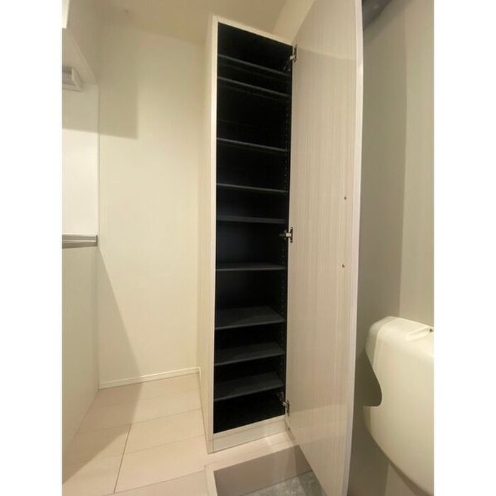 物件内観写真9　(靴箱)