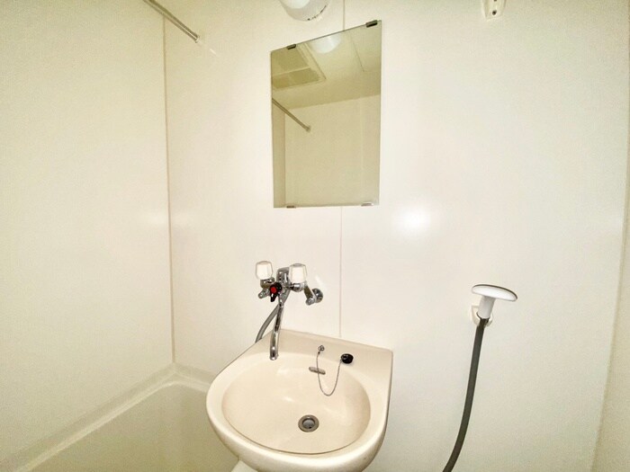 物件内観写真11　(洗面)