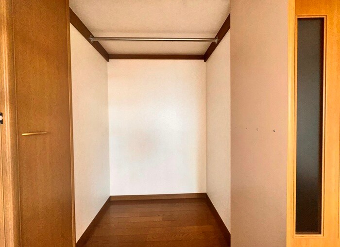 物件内観写真11　(収納)