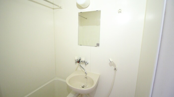 物件内観写真12　(洗面)