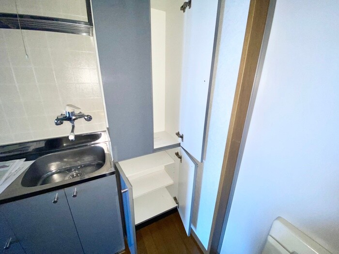 物件内観写真15　(靴箱)