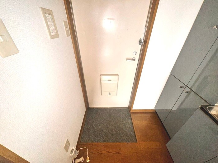 物件内観写真19　(玄関)