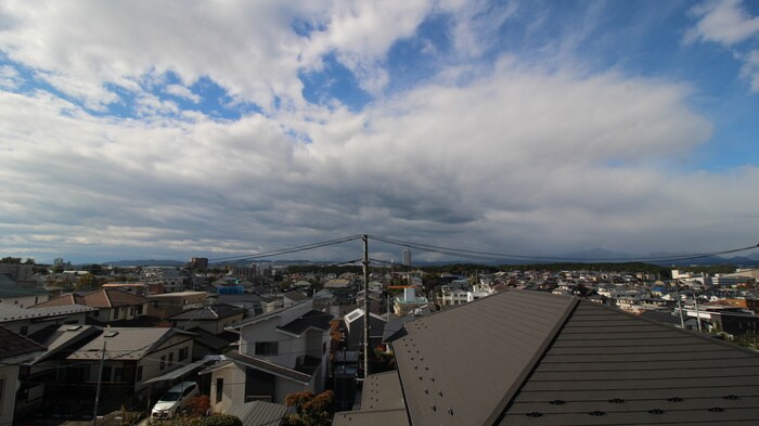 物件内観写真22　(室内からの展望)