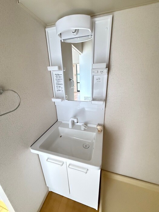 物件内観写真10　(洗面)