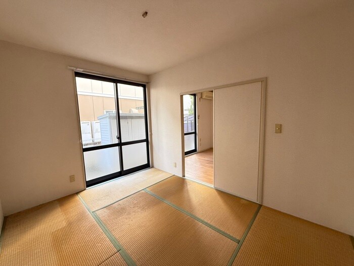 物件内観写真18　(居室)