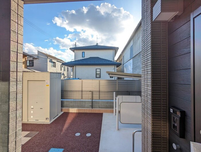 物件内観写真16　(室内からの展望)