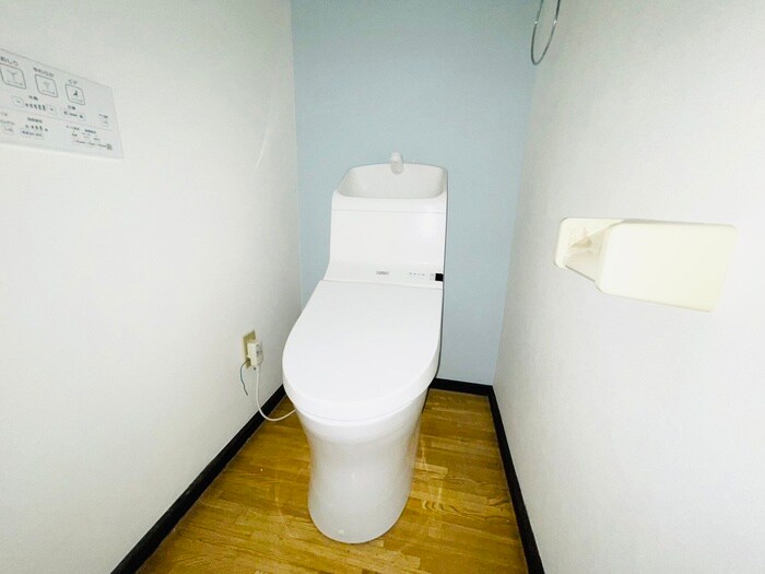 物件内観写真12　(トイレ)