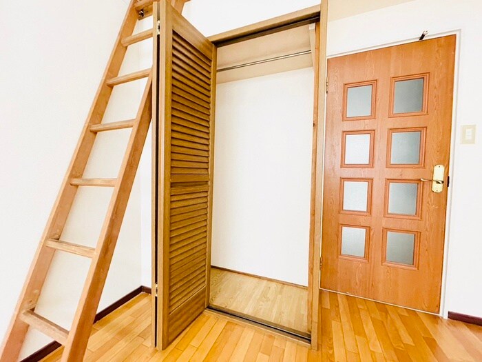 物件内観写真15　(収納)