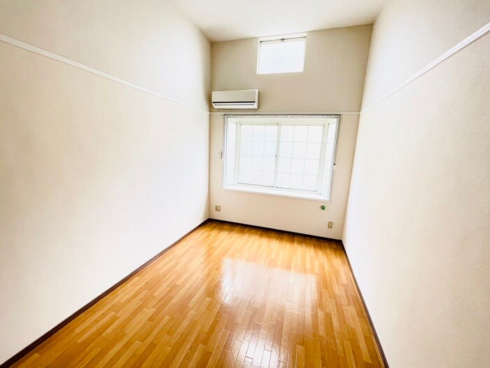 物件内観写真18　(居室)