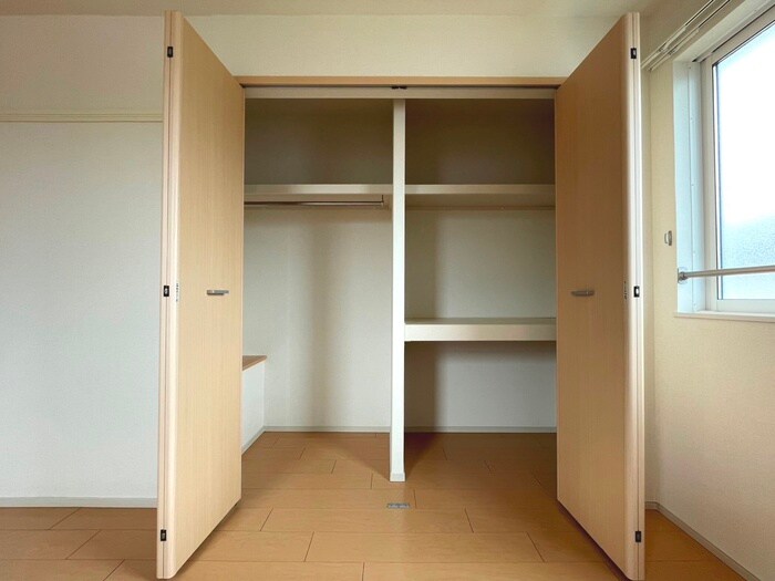 物件内観写真10　(収納)