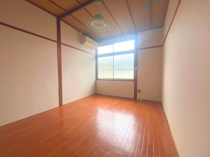 物件内観写真7　(居室)