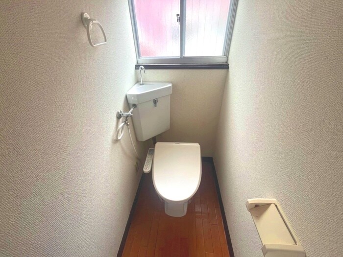 物件内観写真11　(トイレ)