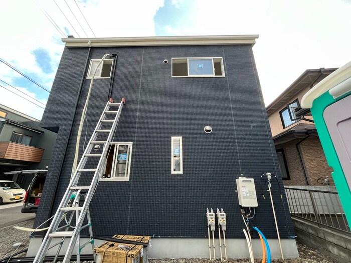 物件外観写真2　(その他)