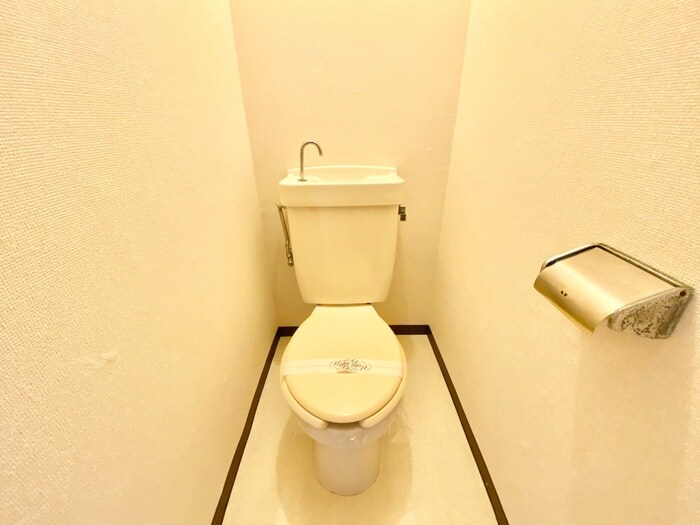 物件内観写真11　(トイレ)