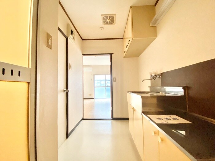 物件内観写真14　(廊下)