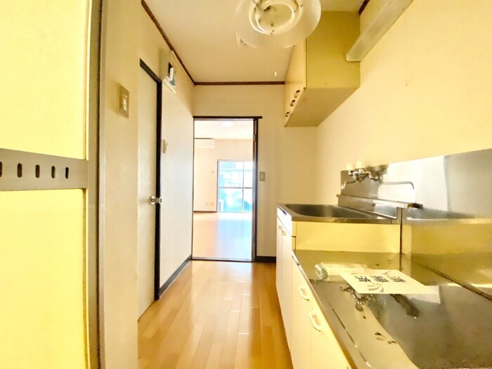 物件内観写真14　(廊下)