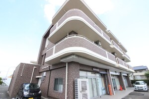 ヴィラ３１０ウエスト外観写真