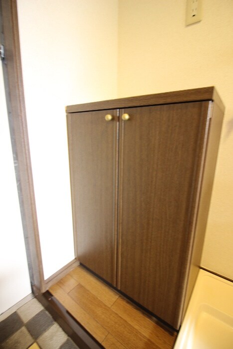 物件内観写真11　(靴箱)