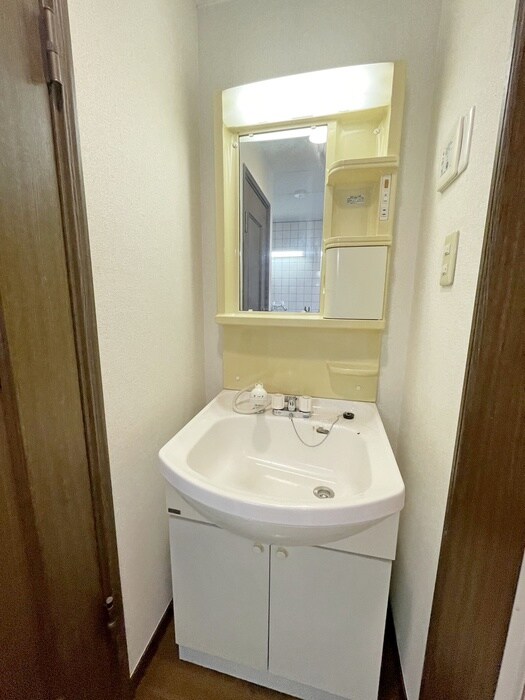 物件内観写真11　(洗面)