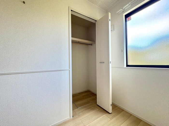 物件内観写真11　(収納)