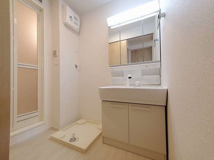 物件内観写真12　(洗面)