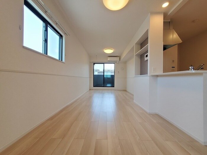 物件内観写真4　(居室)