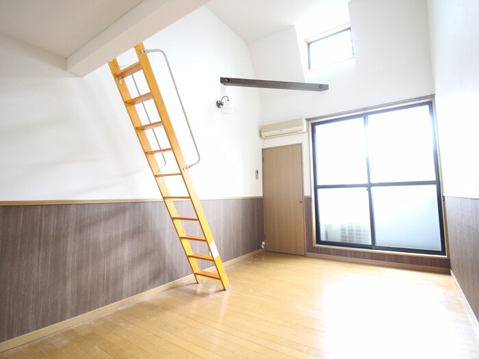 物件内観写真8　(居室)